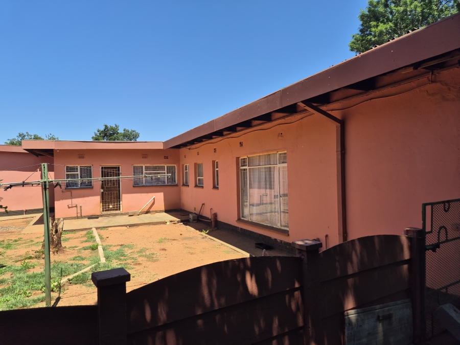 4 Bedroom Property for Sale in Stilfontein Ext 3 North West